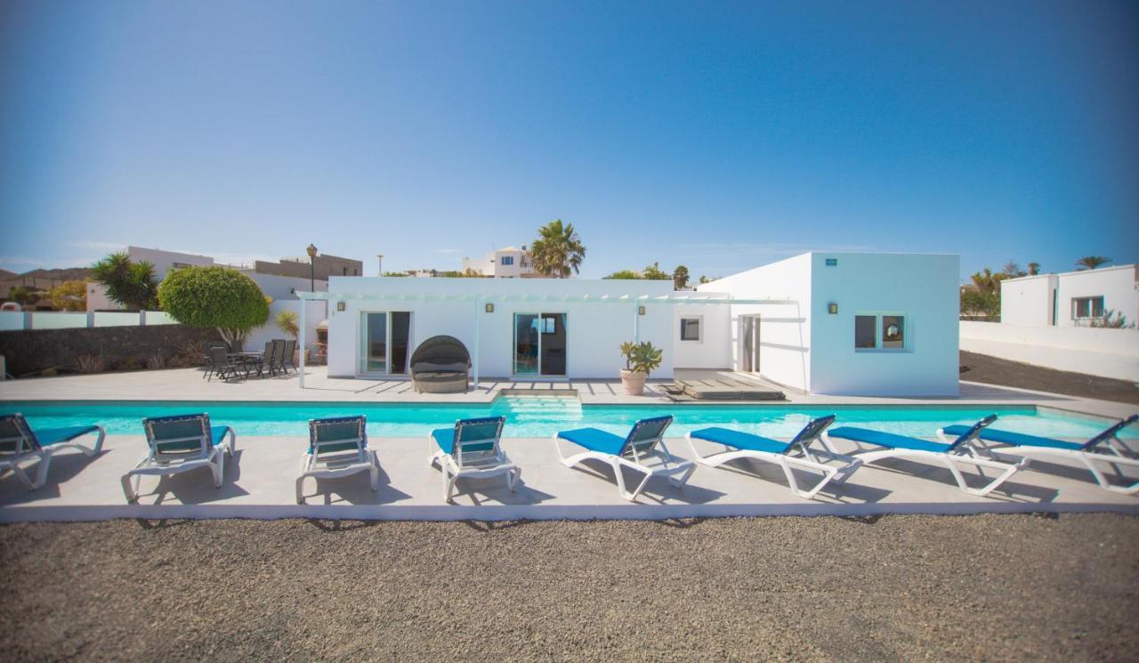 Casa Conil With A Private 25 Meter Heated Pool Villa Exteriör bild