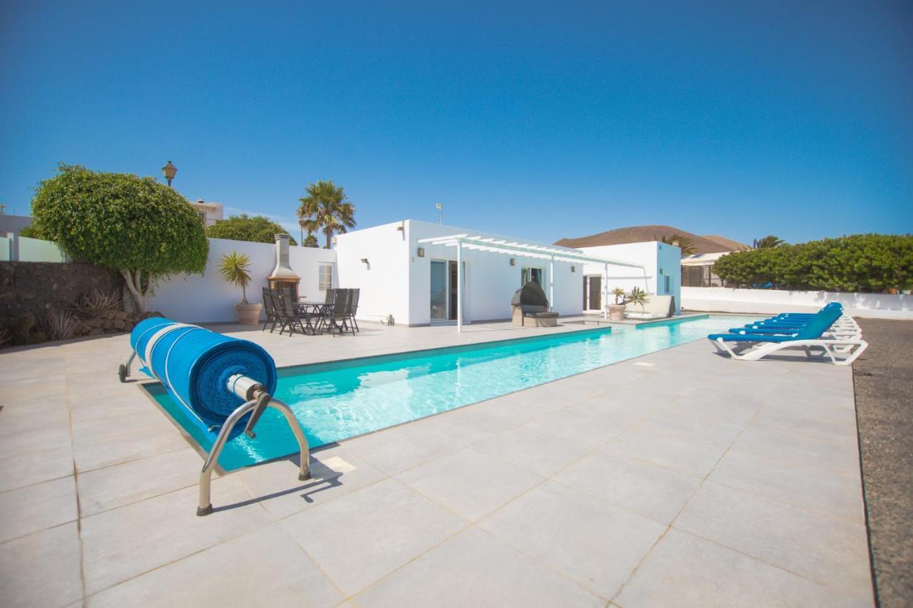 Casa Conil With A Private 25 Meter Heated Pool Villa Exteriör bild